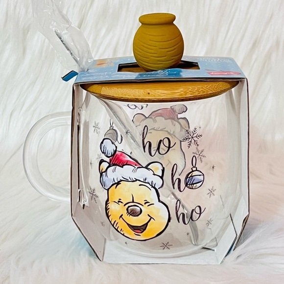 Winnie the Pooh Mug - Picture 2 of 3